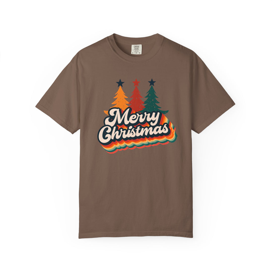 Retro Merry Christmas T-Shirt | Vintage Holiday Graphic Tee | Festive 70s Style Christmas Shirt for Women & Men- Ten & Timber