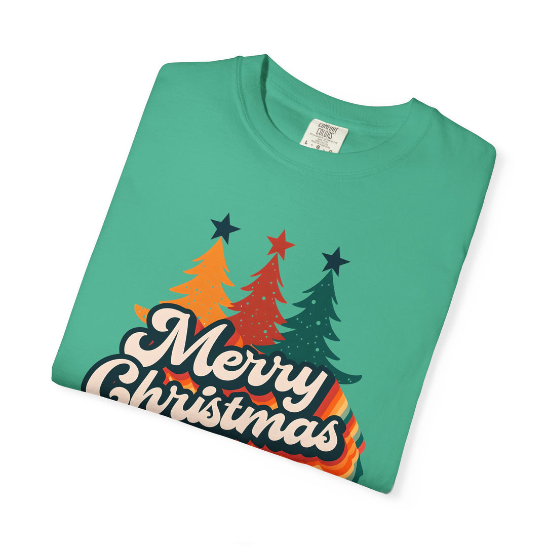Retro Merry Christmas T-Shirt | Vintage Holiday Graphic Tee | Festive 70s Style Christmas Shirt for Women & Men- Ten & Timber