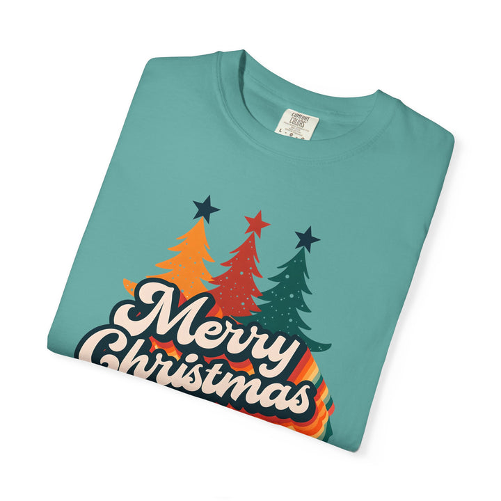 Retro Merry Christmas T-Shirt | Vintage Holiday Graphic Tee | Festive 70s Style Christmas Shirt for Women & Men- Ten & Timber