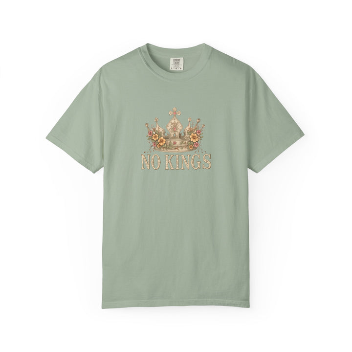 No Kings T-Shirt | Anti-Monarchy Crown Graphic Tee- Ten & Timber