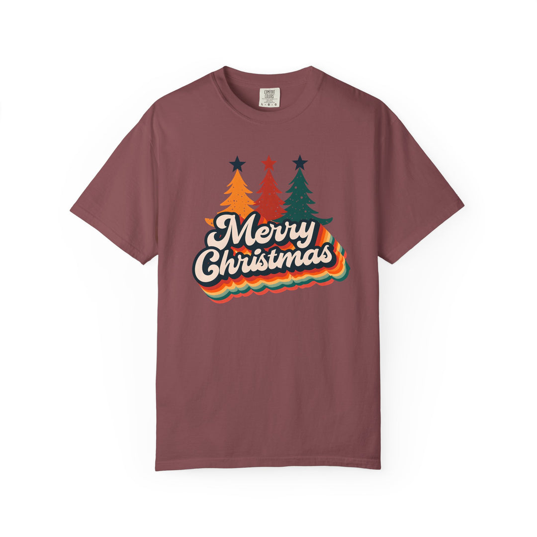 Retro Merry Christmas T-Shirt | Vintage Holiday Graphic Tee | Festive 70s Style Christmas Shirt for Women & Men- Ten & Timber