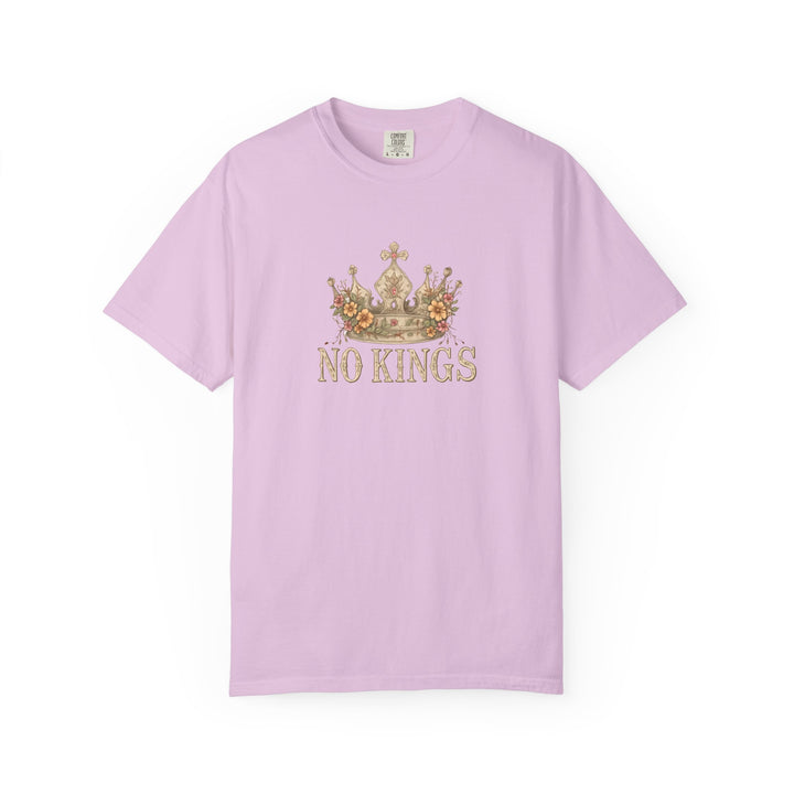No Kings T-Shirt | Anti-Monarchy Crown Graphic Tee- Ten & Timber