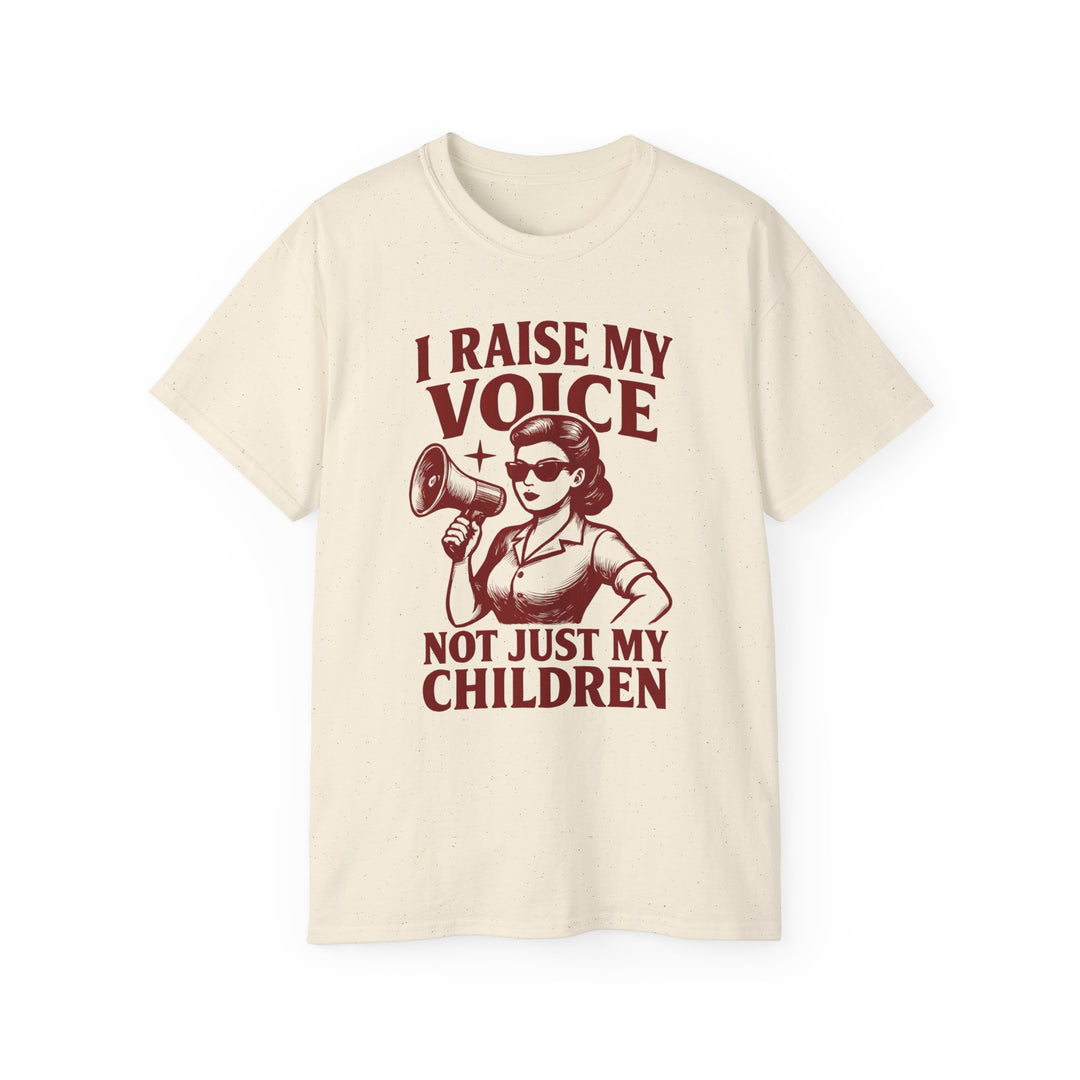 Vintage Megaphone Mom Tee, Retro Power Parenting Shirt, Activist Mother T-Shirt, Feminist Protest Top, Unisex Cotton Tee
